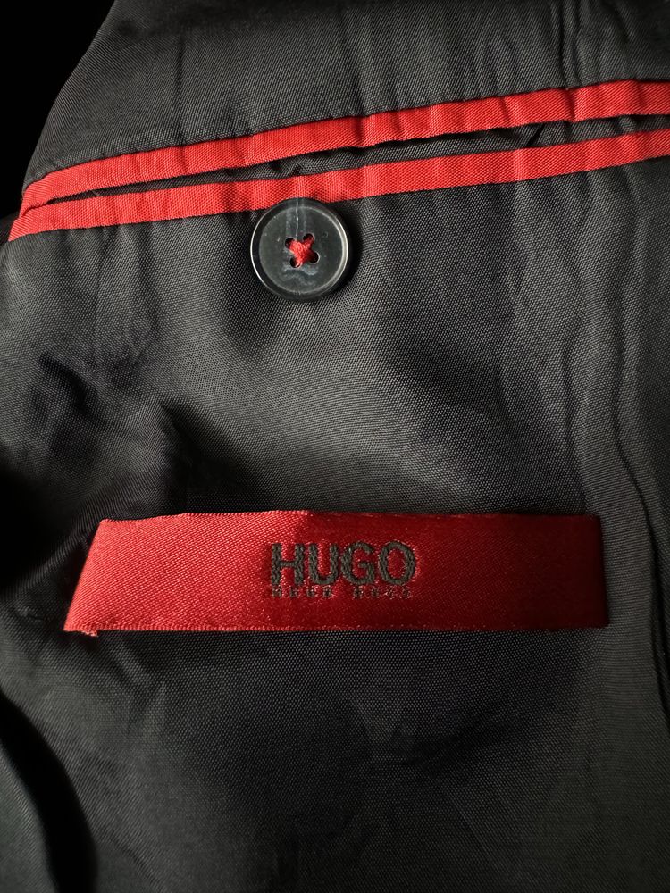 Hugo Boss wełniana marynarka 50