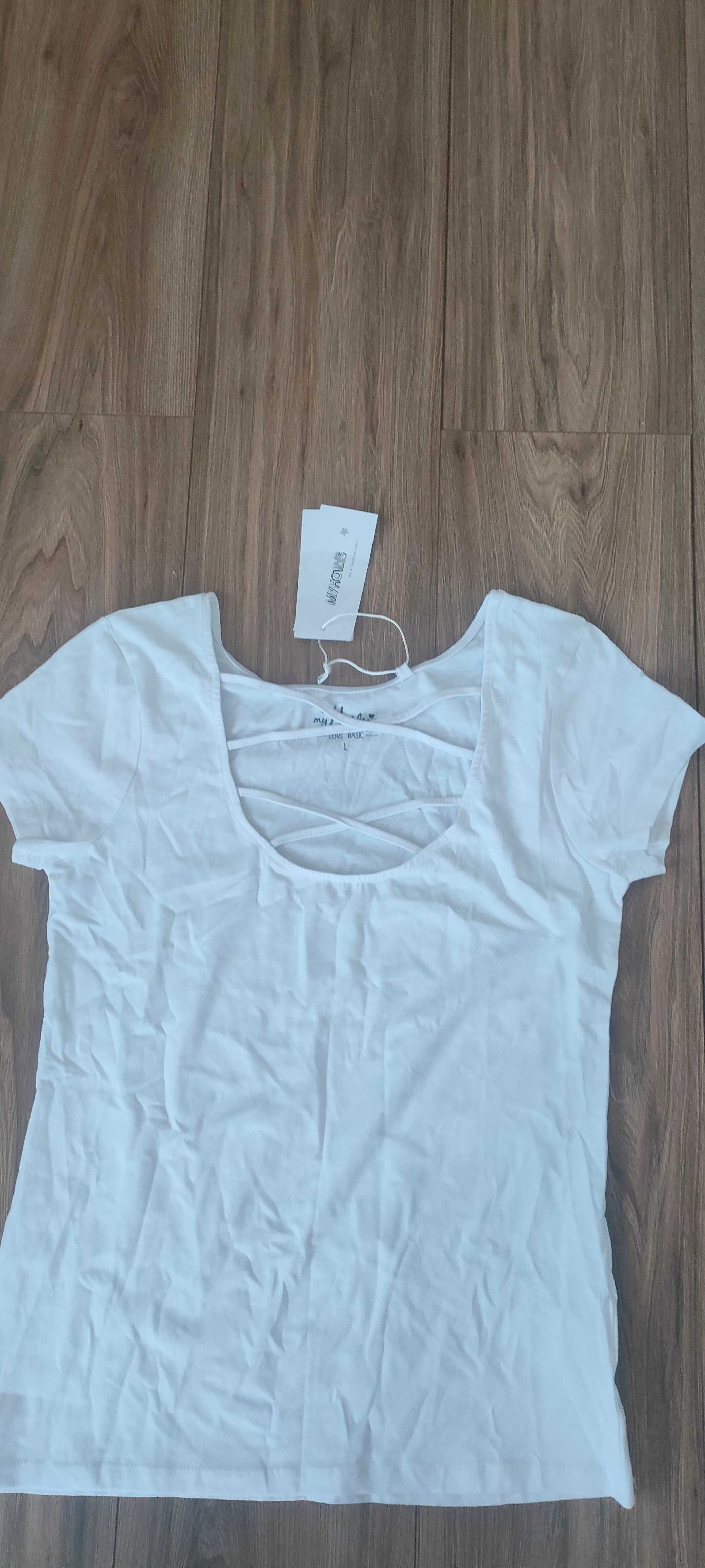 Biały elegancki T-shirt