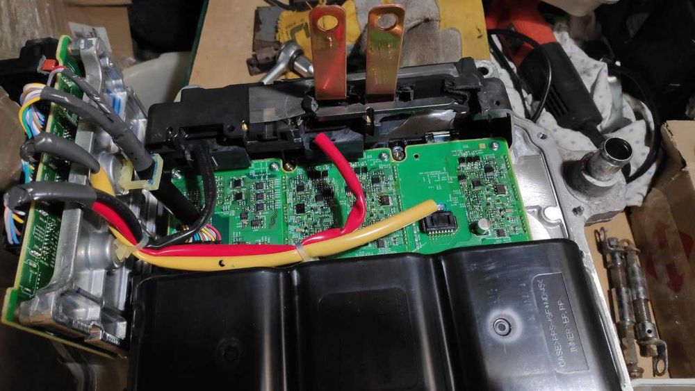 Инвертор мотора двигателя Nissan Leaf разборка по частям 291A0-3NF1A