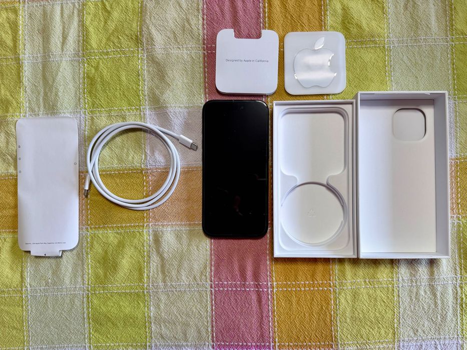 iPhone 15 Preto 256GB Usado