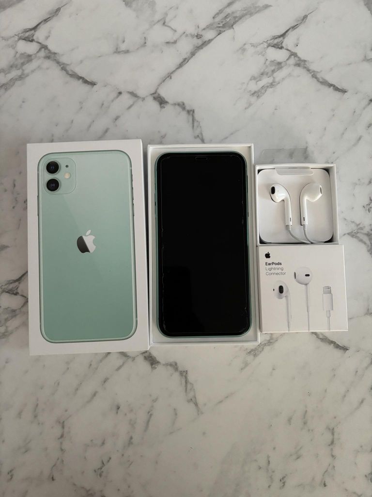 iPhone 11 128gb + EarPods