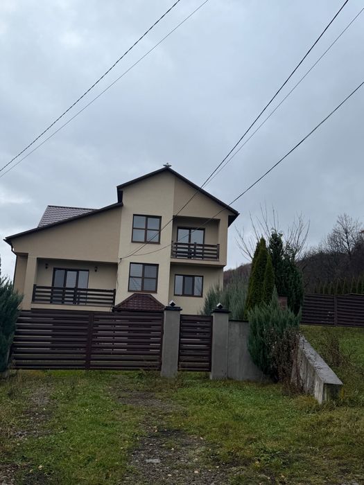 Здаэться житловий будинок в оренду