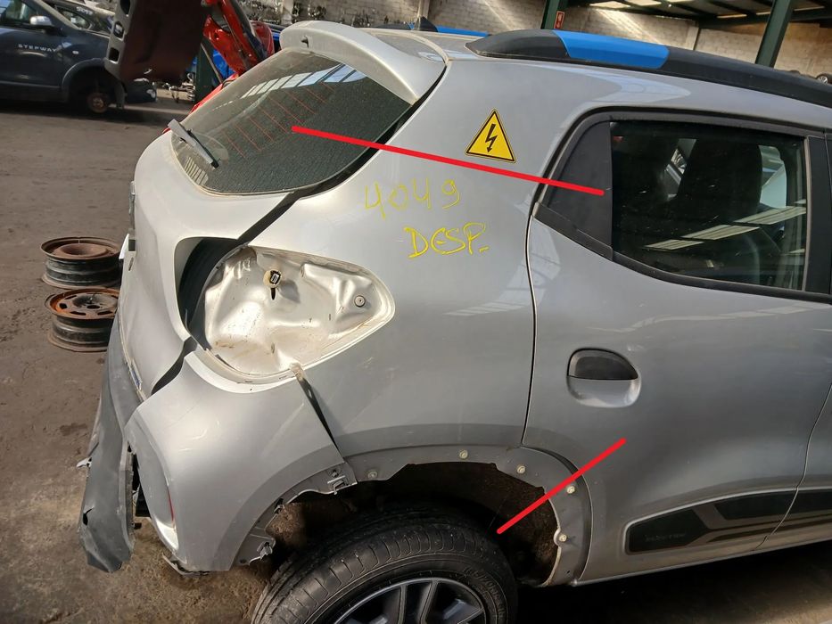 Painel trás direito DACIA Spring