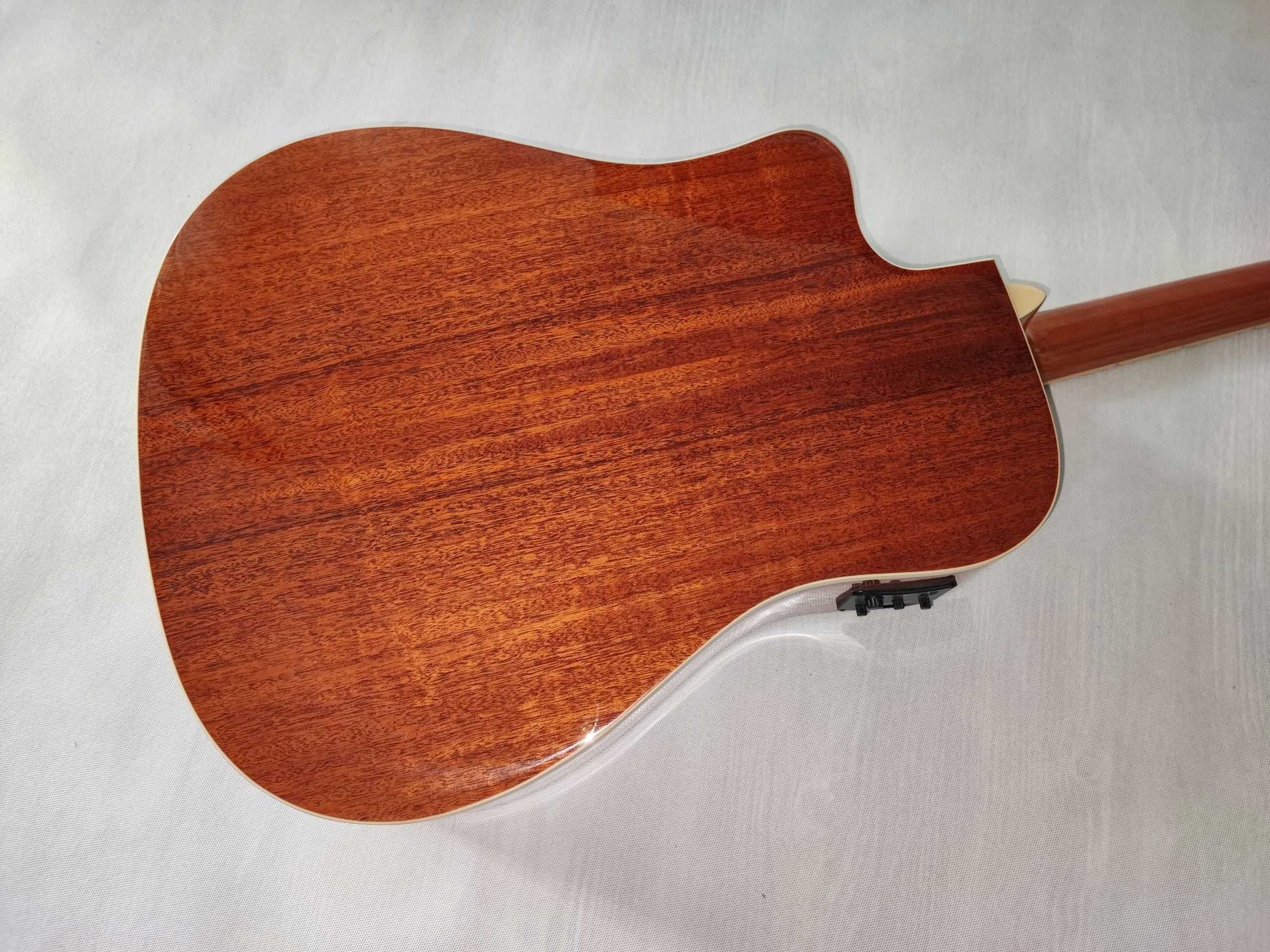 Harley Benton CLD-60SMCE NT LITY TOP MAHOŃ gitara ustawiona lutniczo