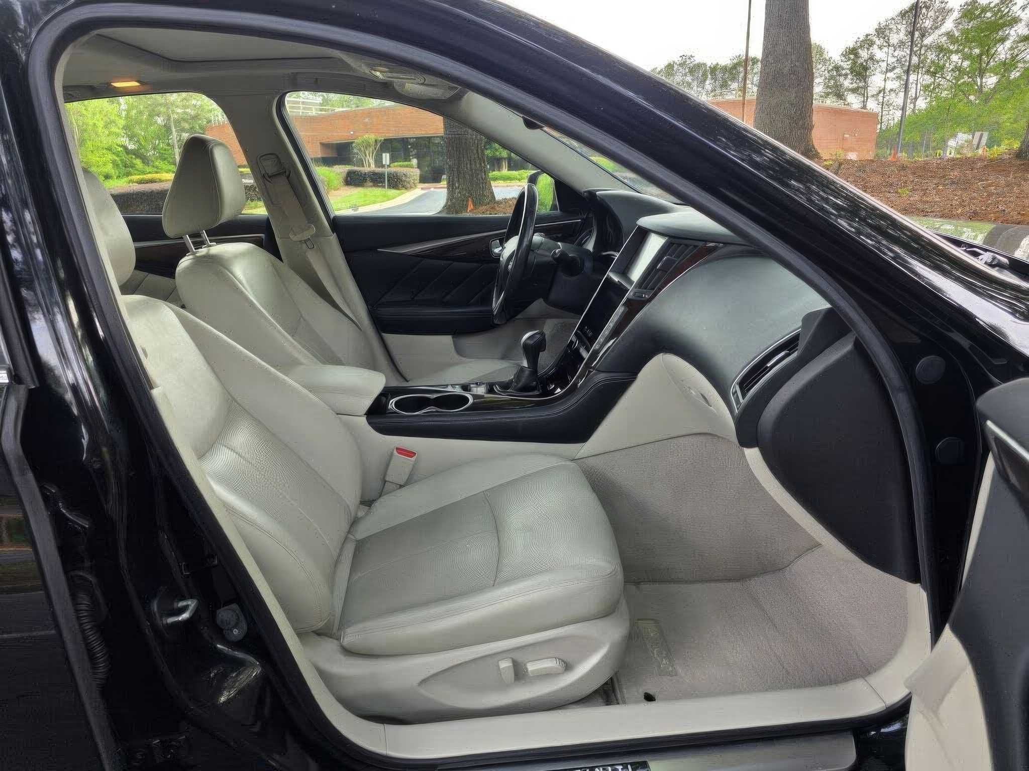 2016 INFINITI Q50 3.0t Premium RWD
