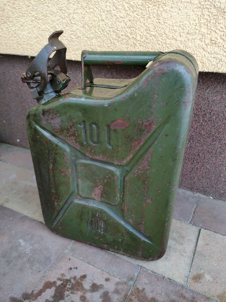 Zabytkowy kanister 10 litrowy sygnowany logo H. Cegielski