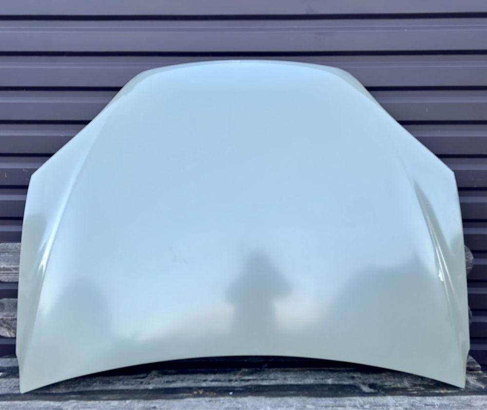 Капот Tesla Model X