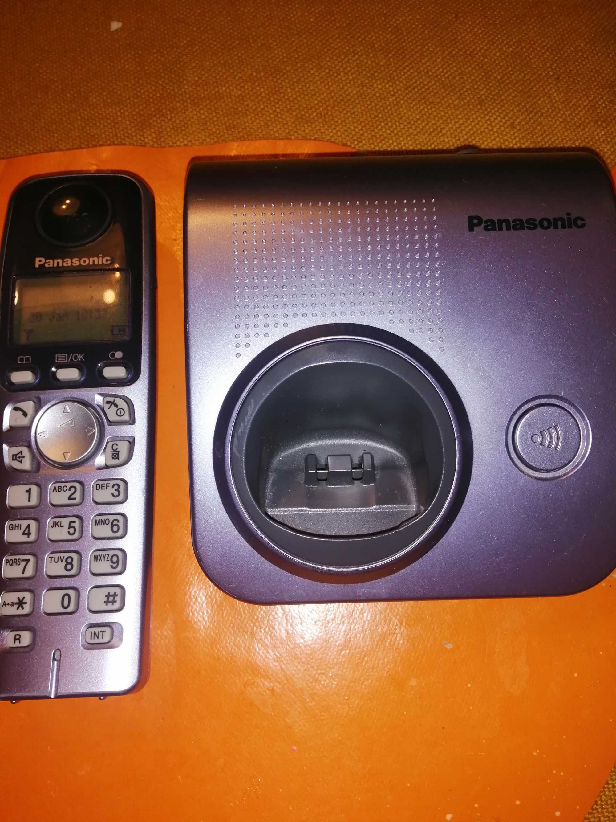 Telefon bezprzewodowy Panasonic KX-TG7200G
