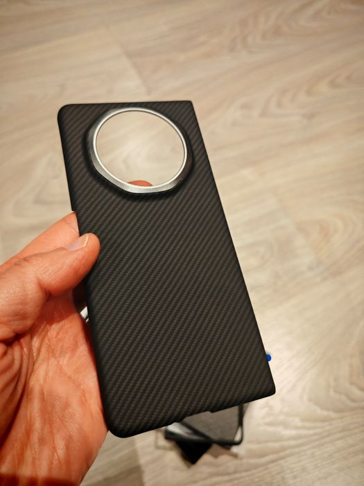 Capa carbono magsafe honor v3