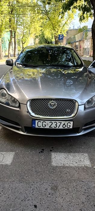 Jaguar XF 2.7 V6 Luxury