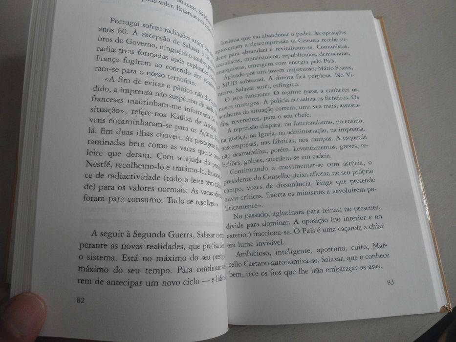 Máscaras de Salazar por Fernando Dacosta
