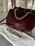 Mala de pele guess original!
