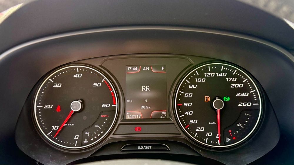 Seat Leon 1.6 TDI STYLE DSG