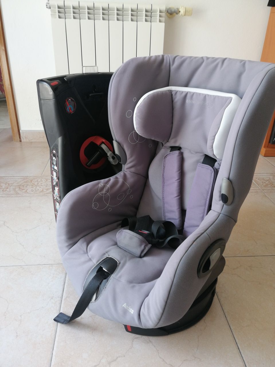 Cadeira auto rotativa 0-18kg Bebeconfort