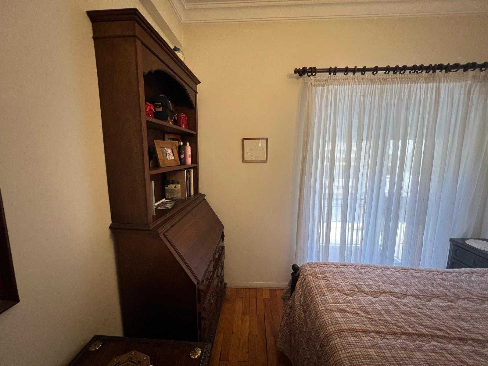 Aluga-se Quarto – Casa de Idosa (Ambiente Familiar)