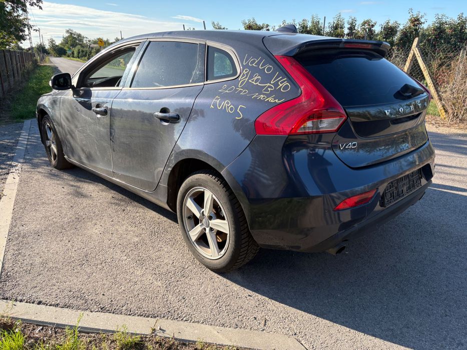 Volvo V40 II 2 2013 rok 2.0 D automat w całości na części bez prawa re