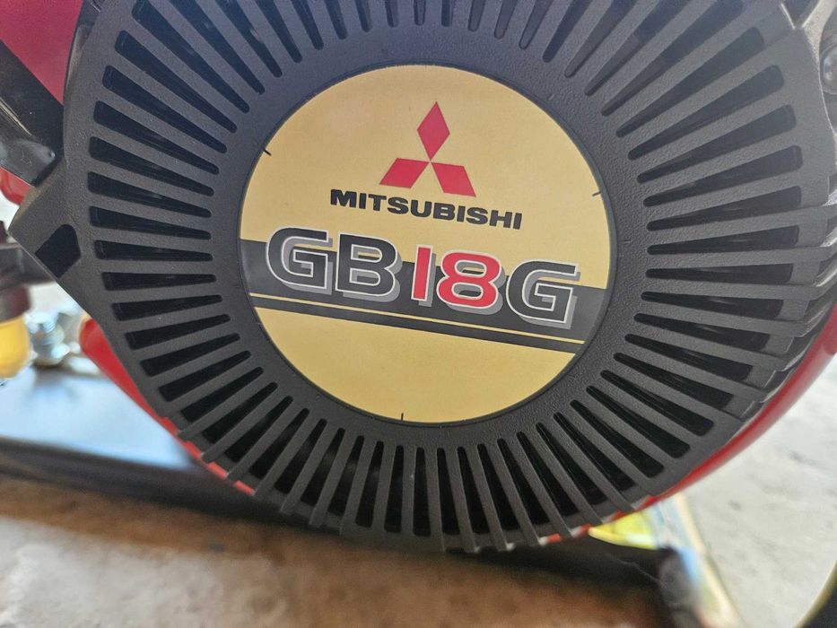Однофазний бензиновий генератор MITSUBISHI   FH 3001