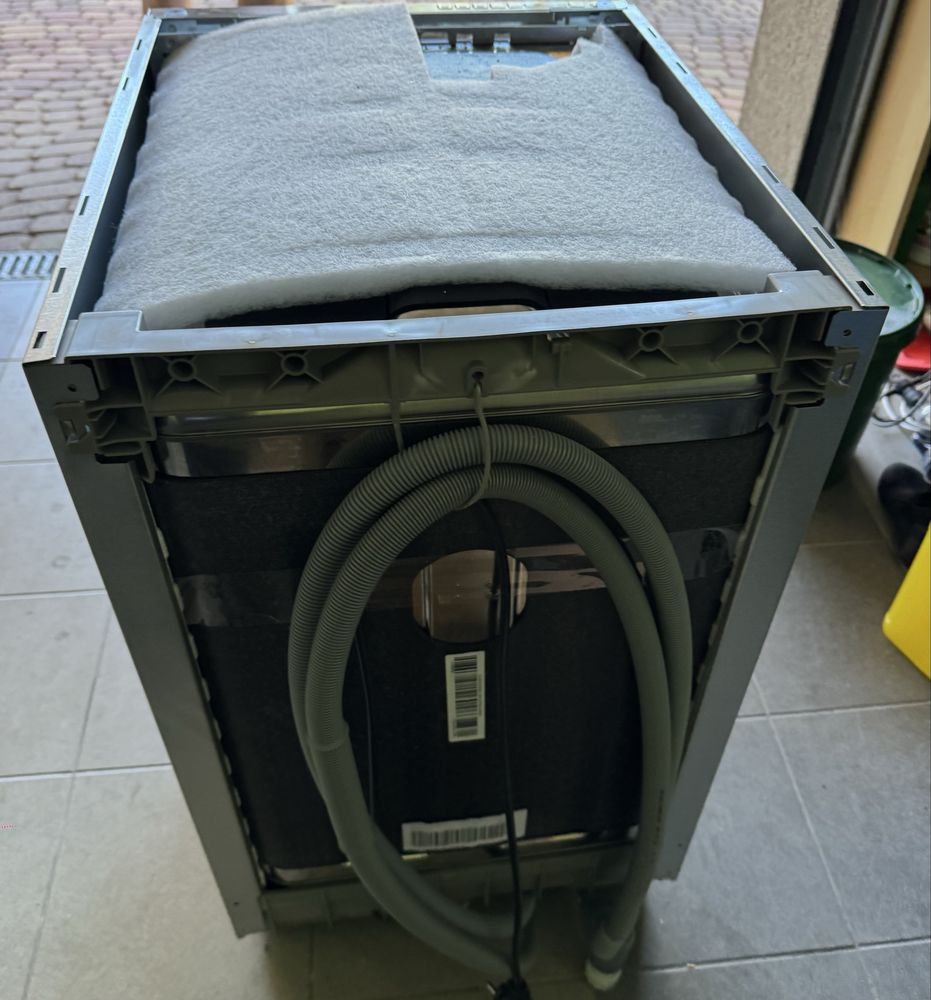 Nowa zmywarka whirlpool