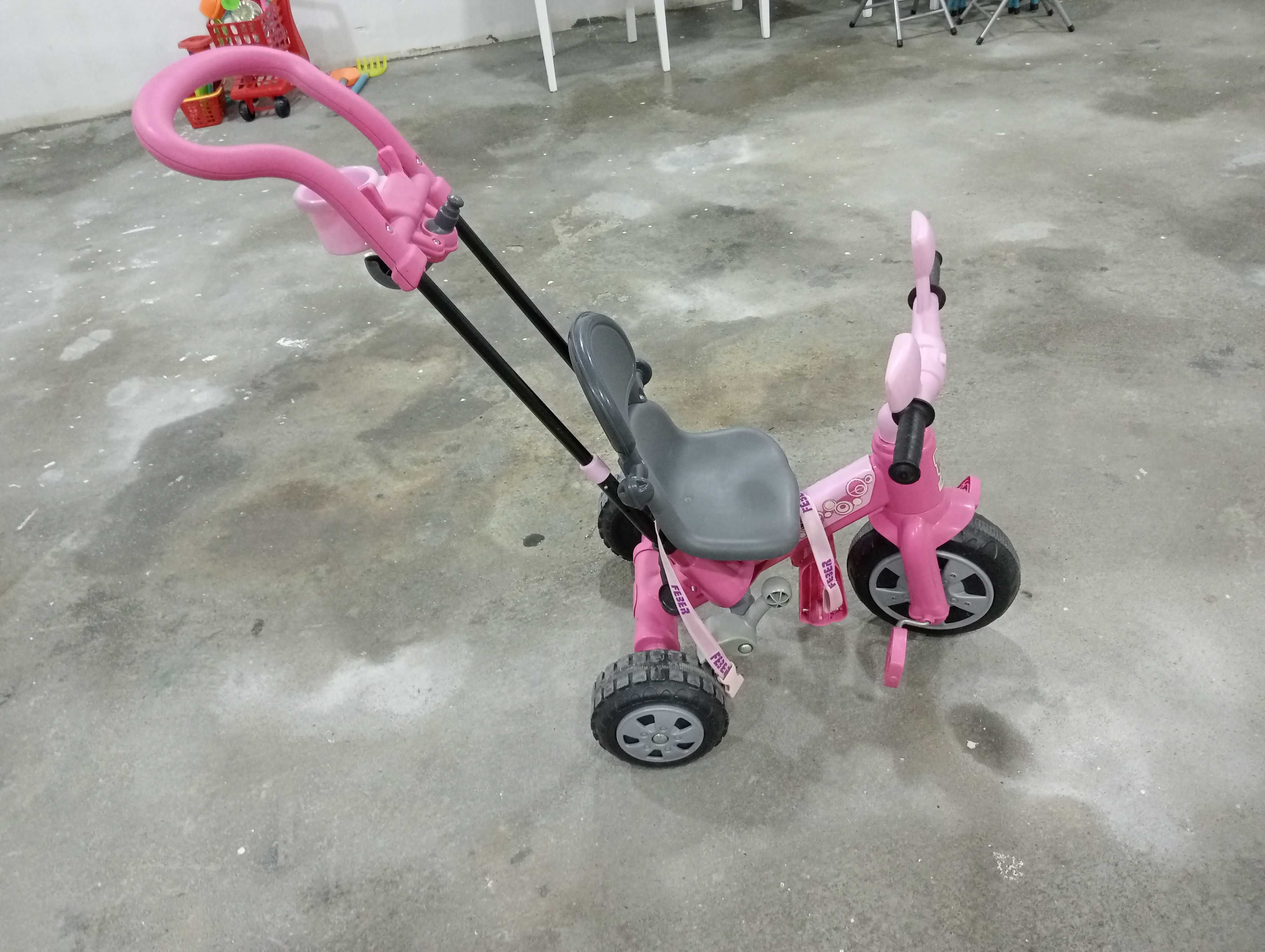 Vendo bicicleta ( triciclo) bebê