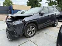 Toyota RAV4 Hybryda 2.5, Niski przebieg