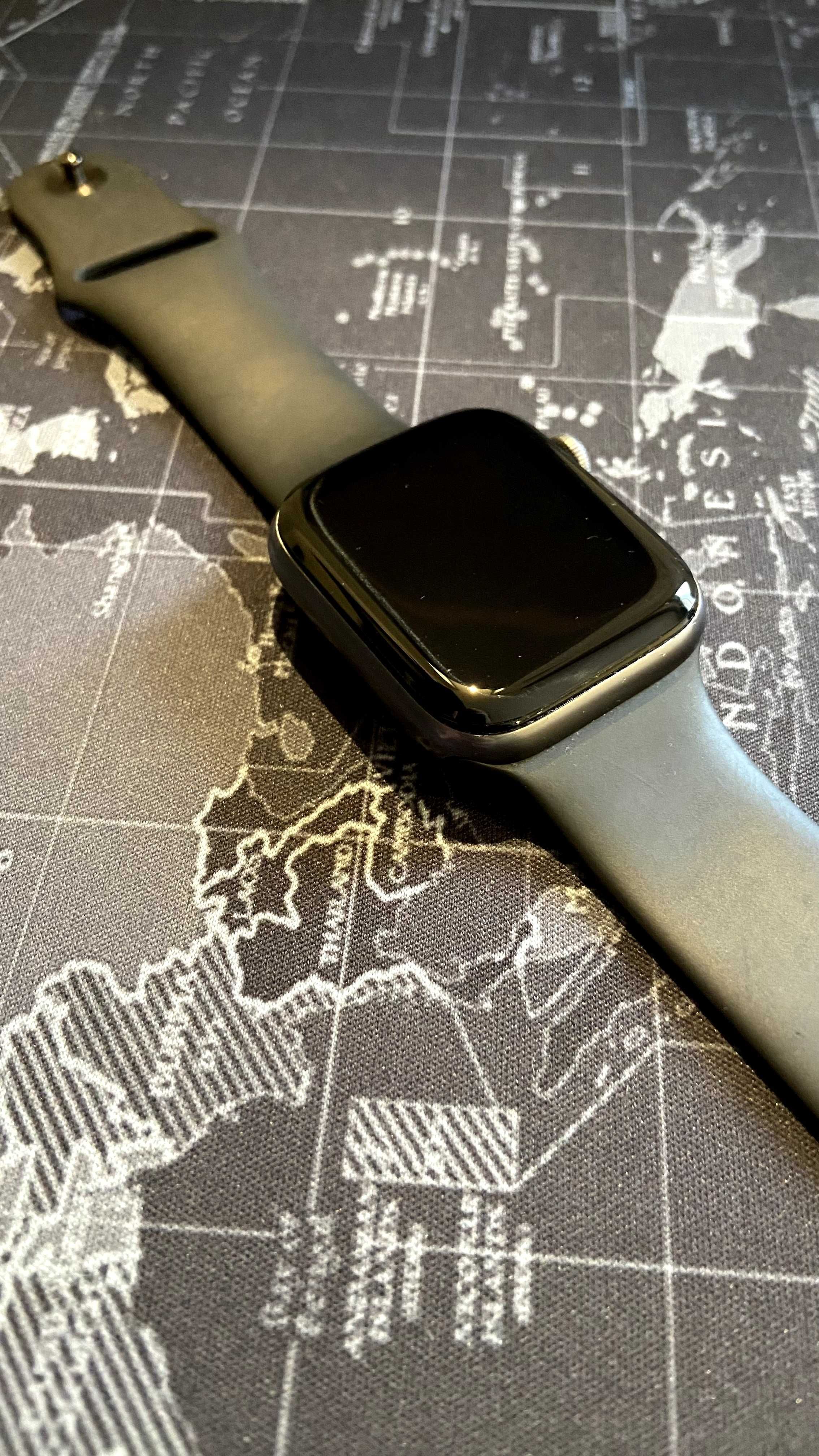 Apple Watch Series 4, GPS, alumínio, 44 mm (4.ª geração)