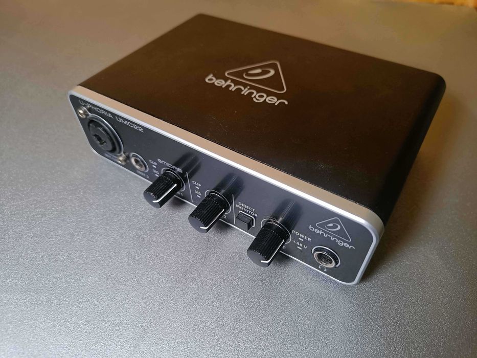 Behringer U-Phoria UMC22