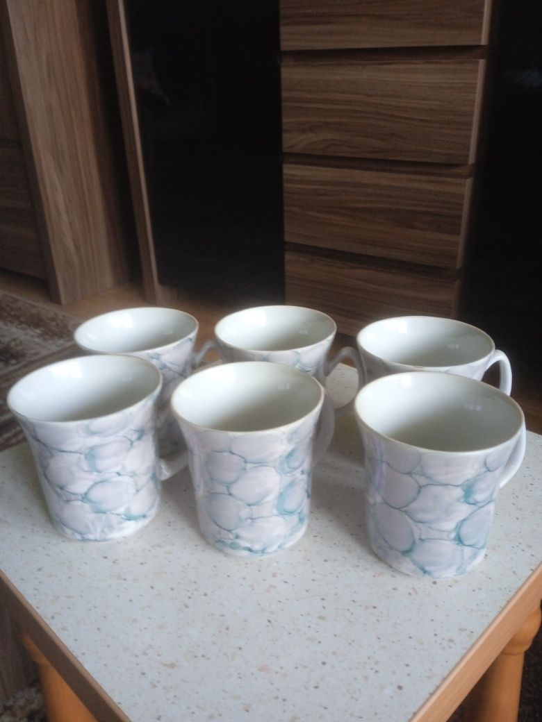 Markowy stary sygnowany serwis do kawy z porcelany - Włocławek.