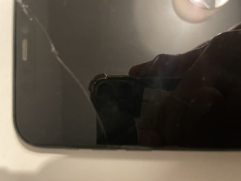 Iphone 11 pobity
