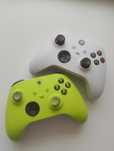 Dwa pady typu Xbox