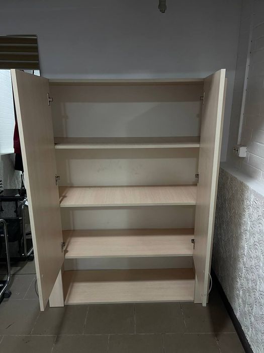 Шкаф для продажи