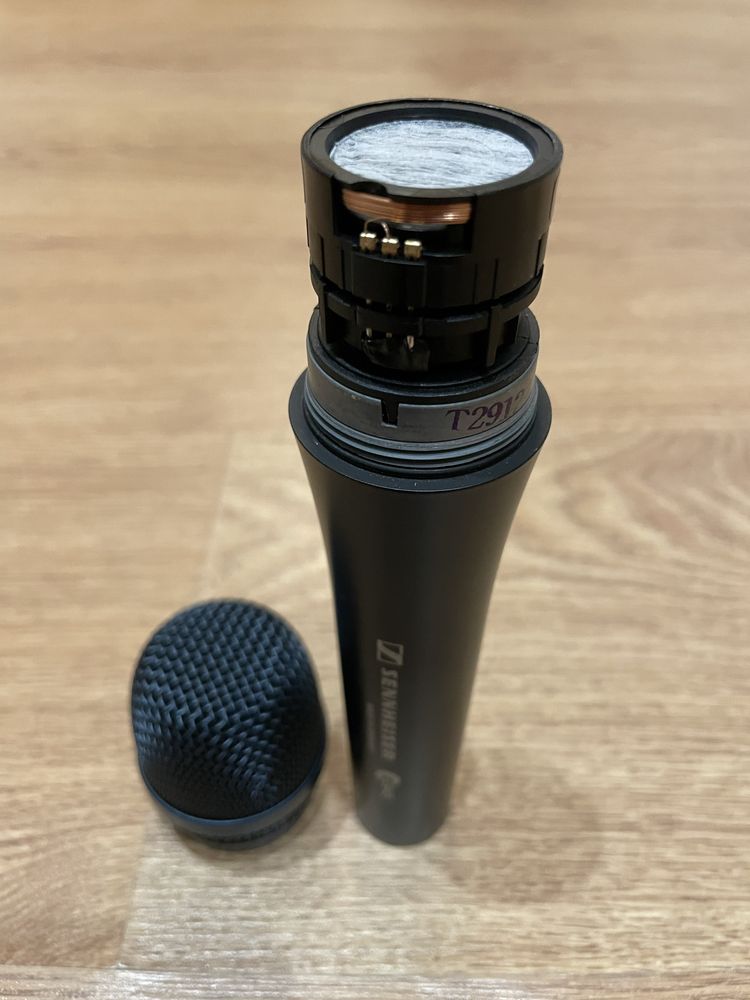 Мікрофон Sennheiser e945