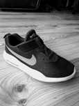 NIKE. Buty sportowe.