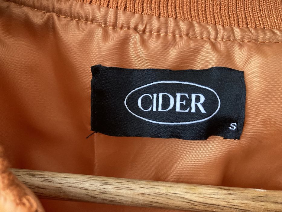 Casaco laranja tamanho S