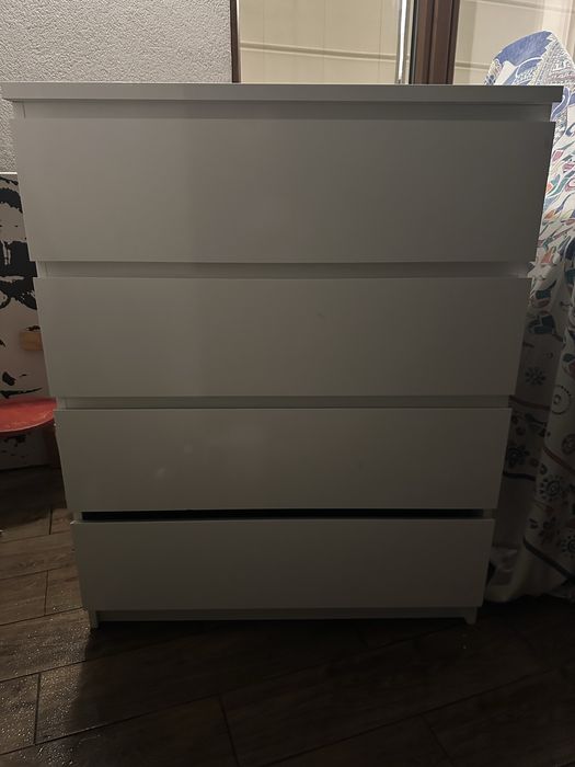 Komoda ikea malm biala polysk