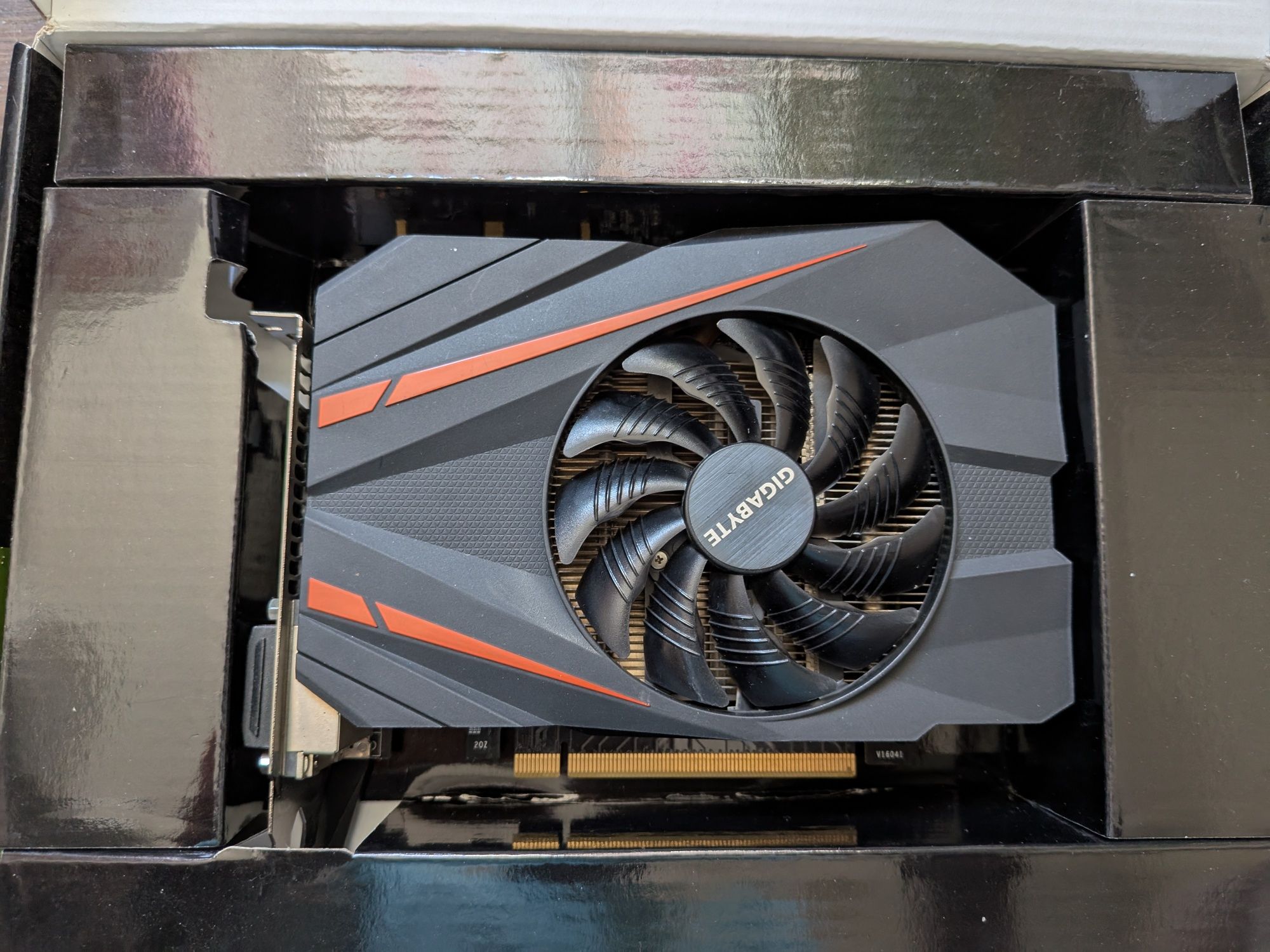 Видеокарта gigabyte  gtx 1070 8gb mini itx в идеальном состоянии