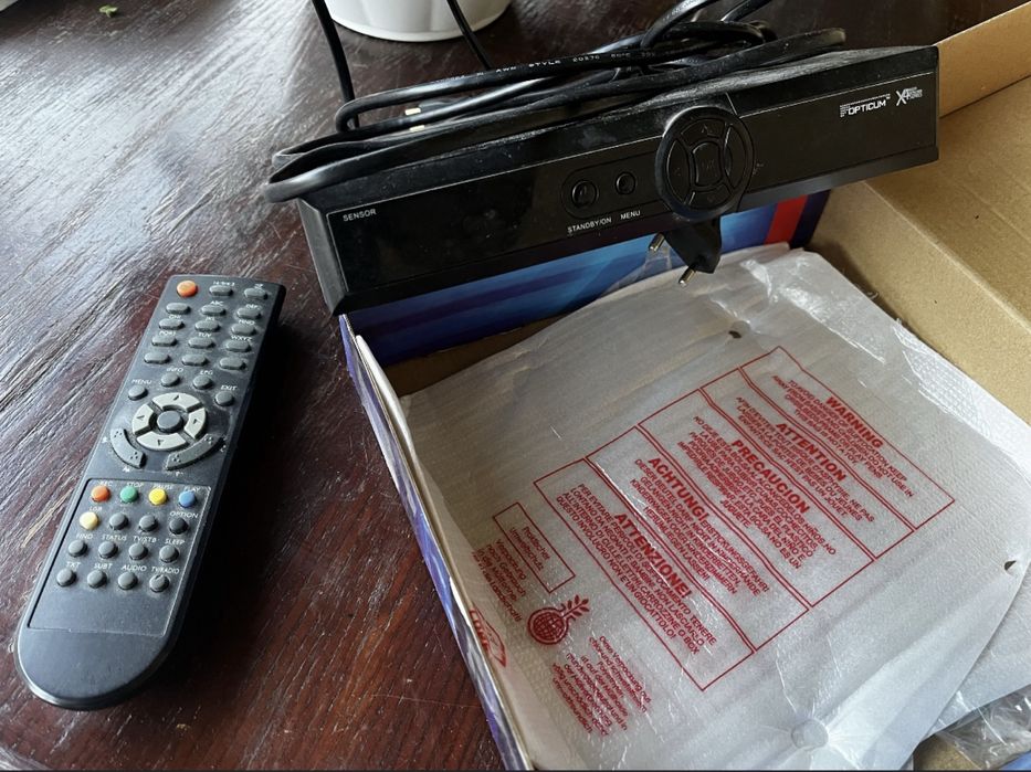 Супутниковий ресивер Opticum HD 403p (400грн)