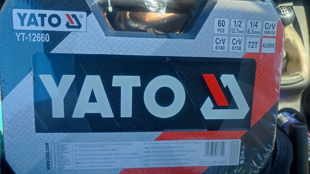 Zestaw narzędziowy klucze nasadowe Yato Yt-12660 Nowy