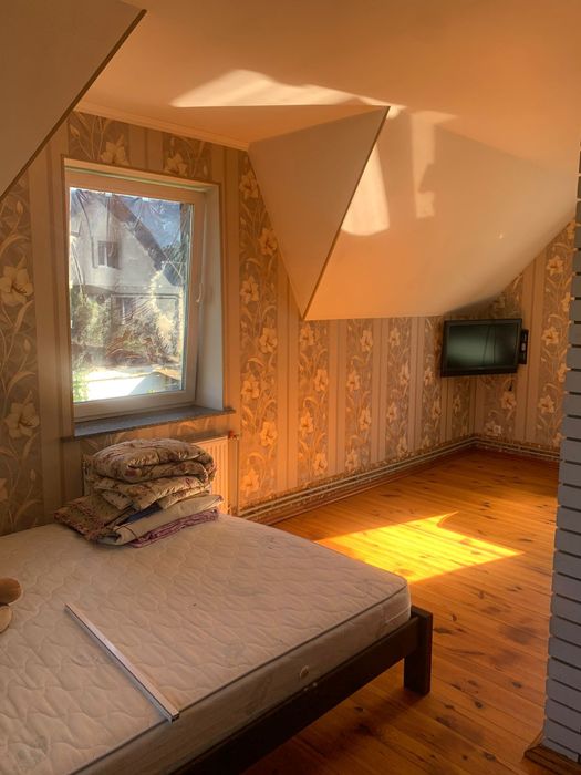 Продаж Гарної частини Будинку по І Гонти 140м2