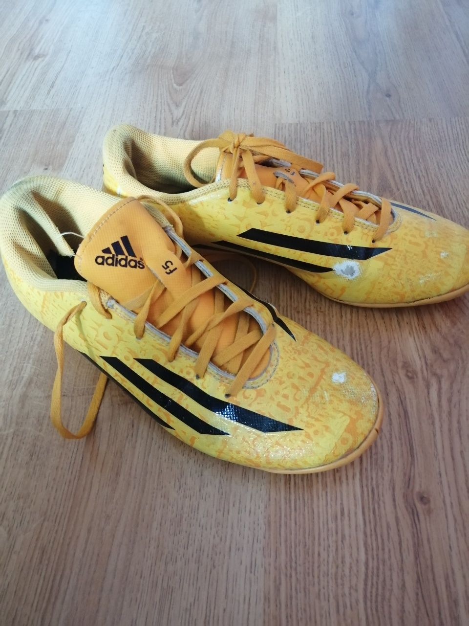 Buty halowe adidas f5 rozm. 41 i 1/3