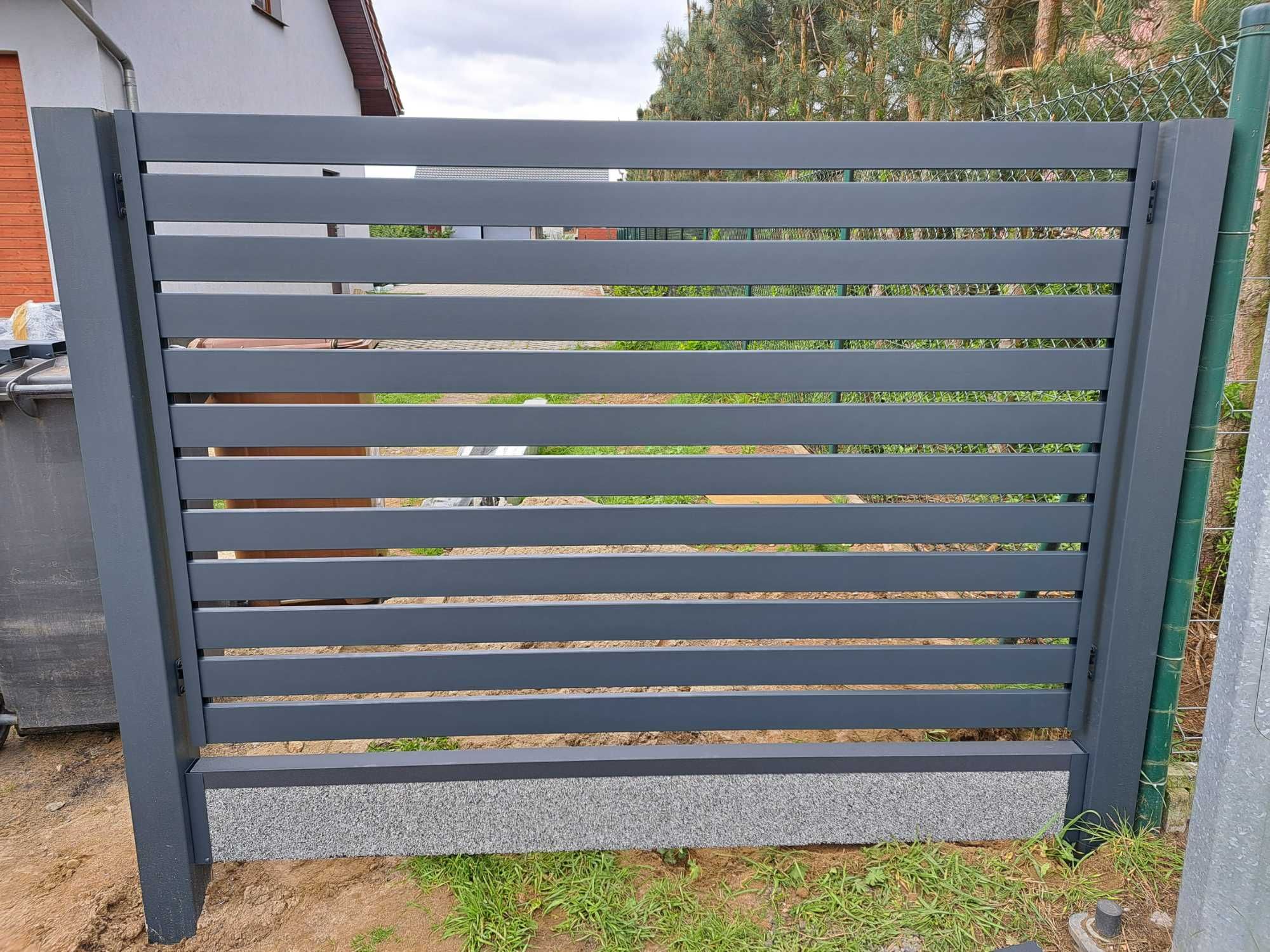 Ogrodzenia panelowe stalowe i aluminiowe z montażem – Bydgoszcz