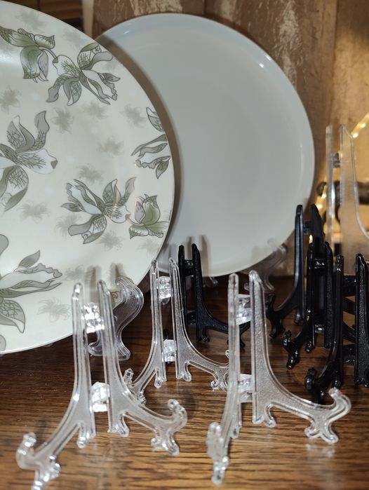 Портативная подставка для фотографий, коллекций, посуды. Высота 17,5см