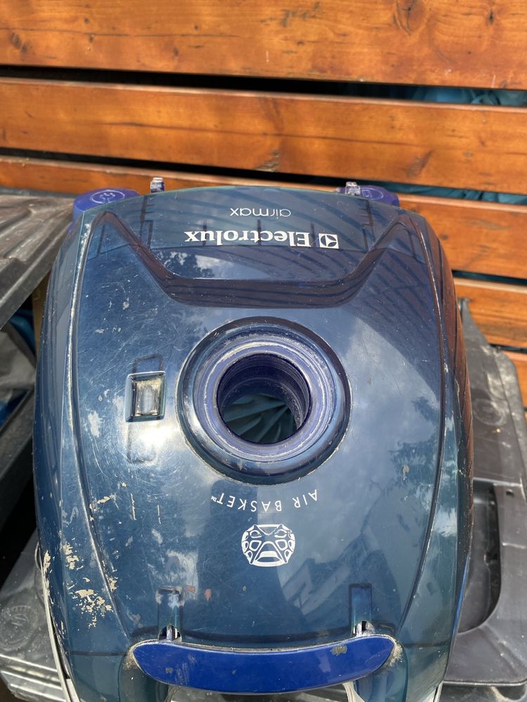 Sprzedam części do odkurzacza electrolux