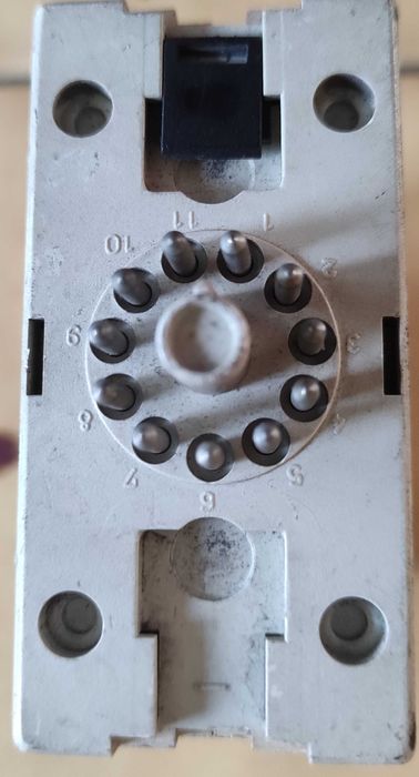 Przekaźnik czasowy RTx-40,  220V 50Hz