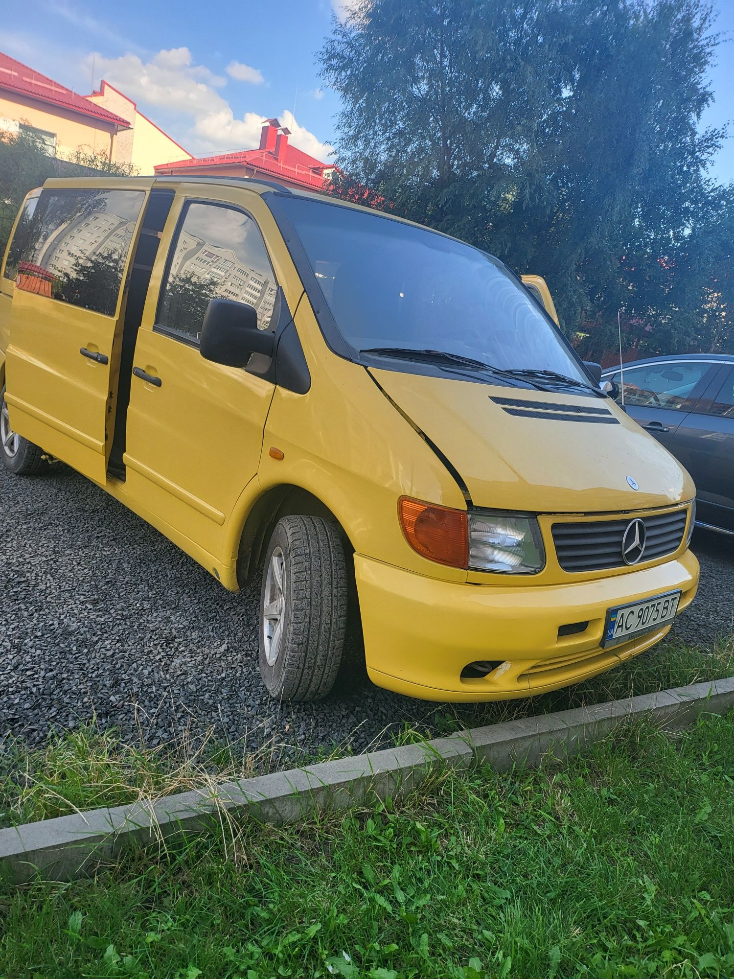 Mercedes-Benz Vito 2000 112cdi пасажир 8+1