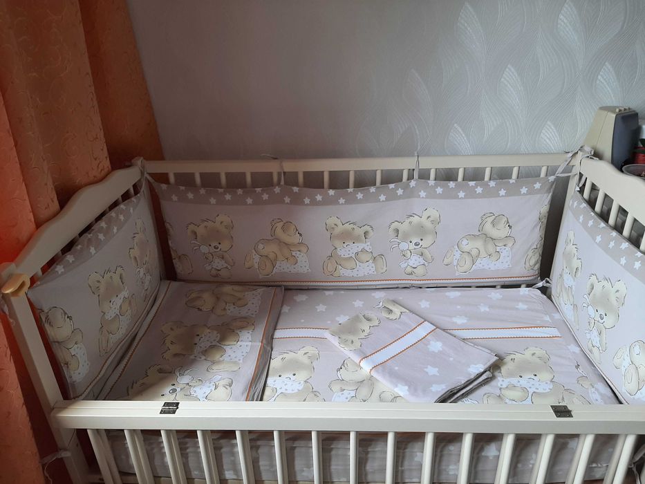 Дитяче ліжко з маятником + бортики з постілю