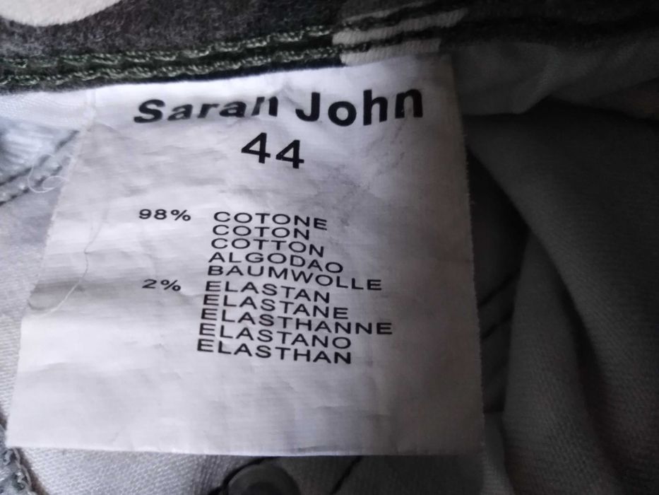 Calças Camufladas Sarah John 44