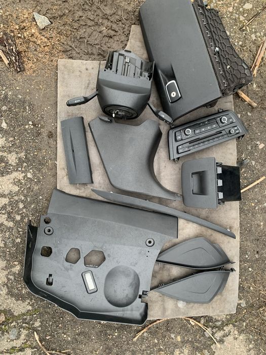 Пластик салону BMW f30 F31 F34 F36 торпеди рульова колонка БМВ ф30