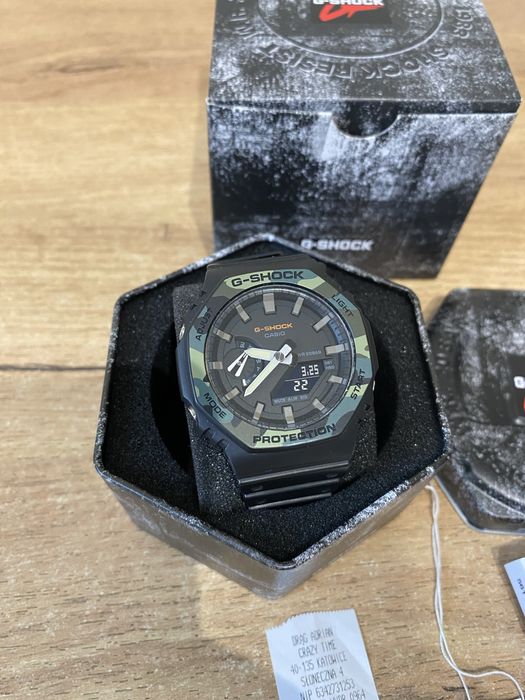 Zegarek Casio G-SHOCK GA-2100SU