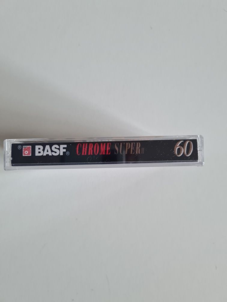 Kaseta magnetofonowa z szpulkami