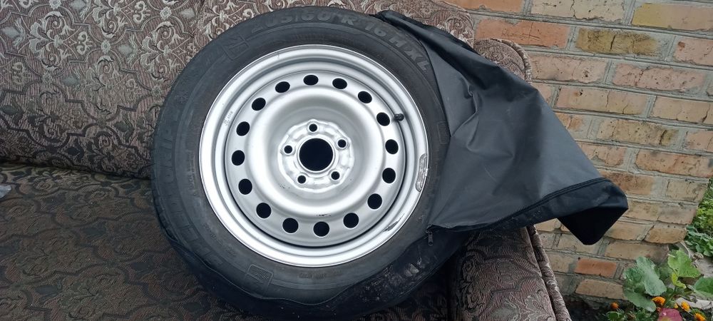 Продам запасне колесо в зборі